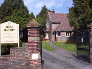 Image of entrance to Tring Cemetery