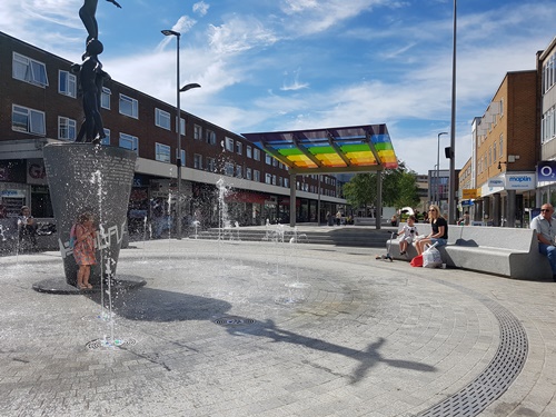 New Town Square feature fountain in Hemel Hempstead